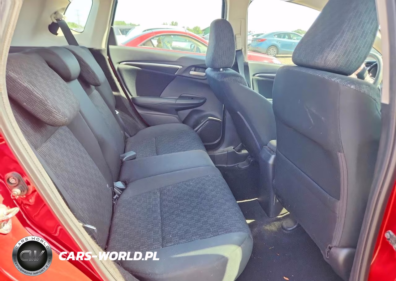 2015 Honda Fit Lx VIN:3HGGK5H57FM740934 - 10