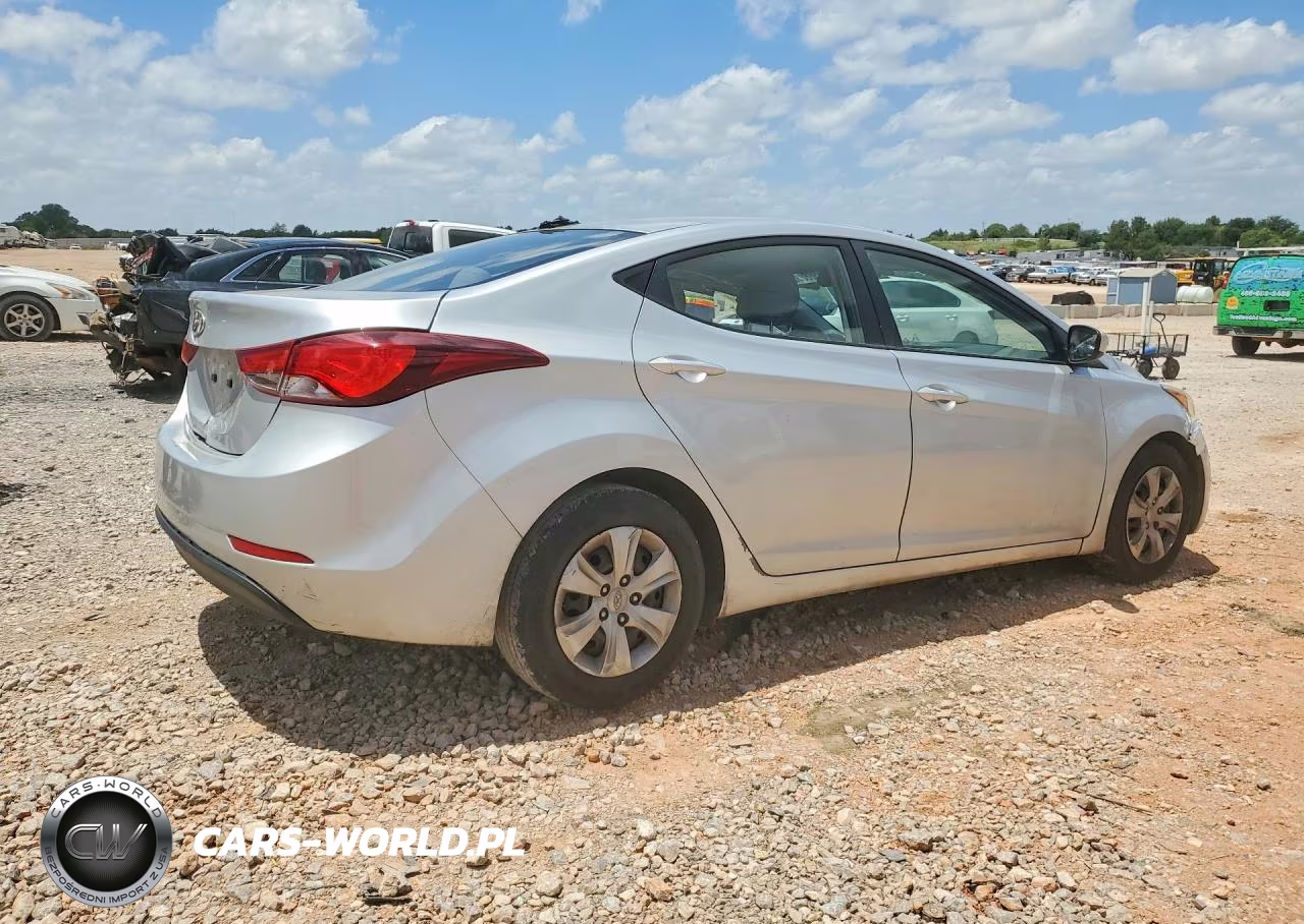 2016 Hyundai Elantra Se VIN:5NPDH4AE7GH730772 - 3