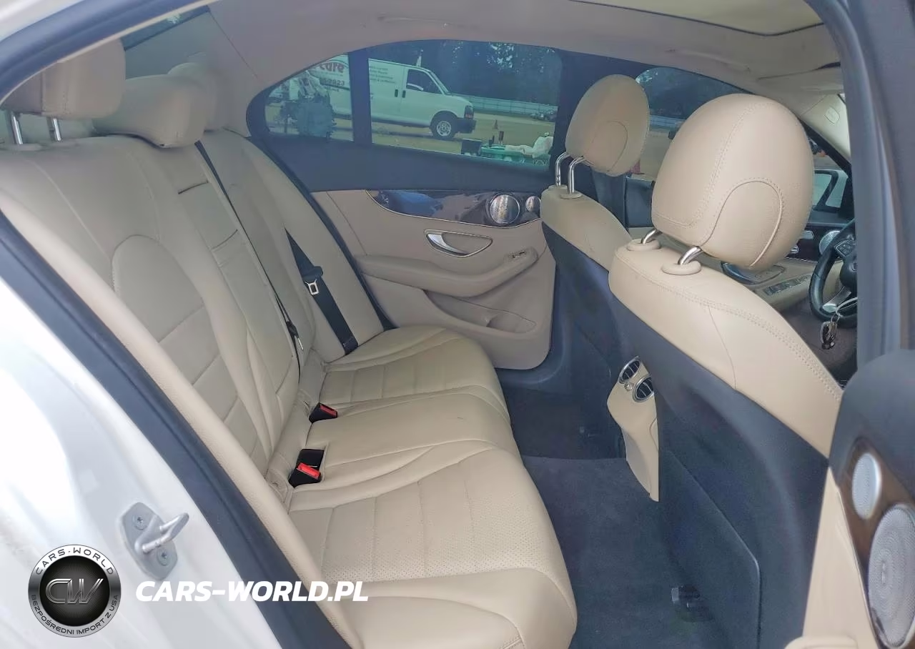 2016 Mercedes-Benz C VIN:55SWF4JB8GU140808 - 10