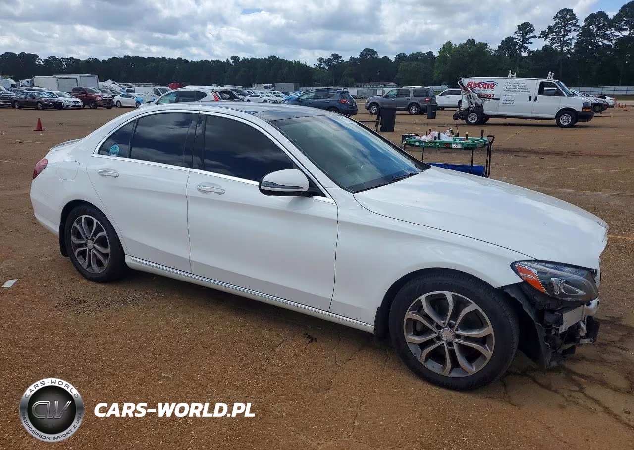 2016 Mercedes-Benz C VIN:55SWF4JB8GU140808 - 4