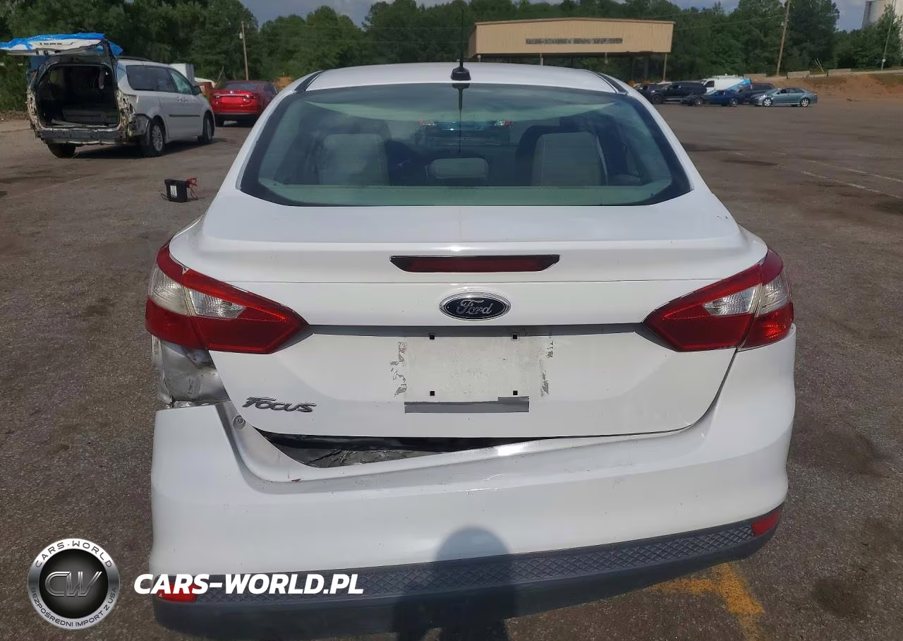 2014 Ford Focus Se VIN:1FADP3F27EL376309 - 6