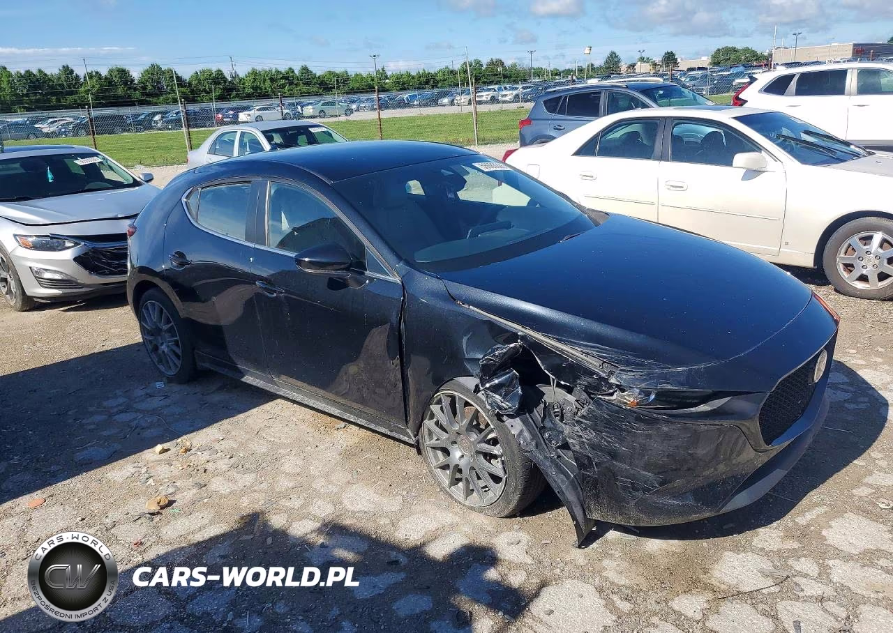 2019 Mazda 3 Preferred VIN:JM1BPBMM3K1140375 - 4