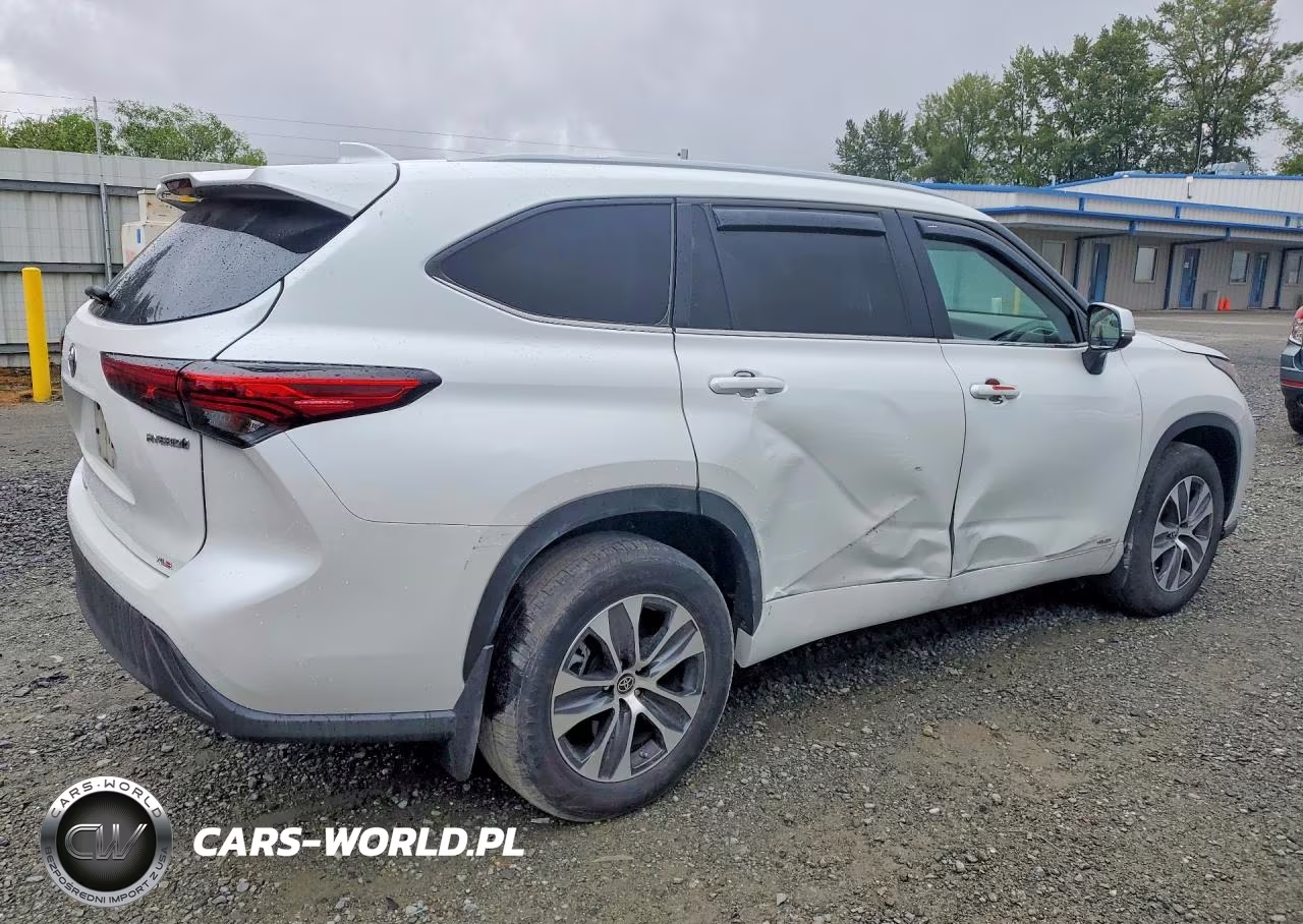 2023 Toyota Highlander Hybrid Xle VIN:5TDKBRCH8PS570778 - 3