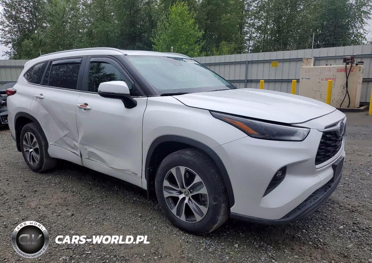2023 Toyota Highlander Hybrid Xle VIN:5TDKBRCH8PS570778 - 4