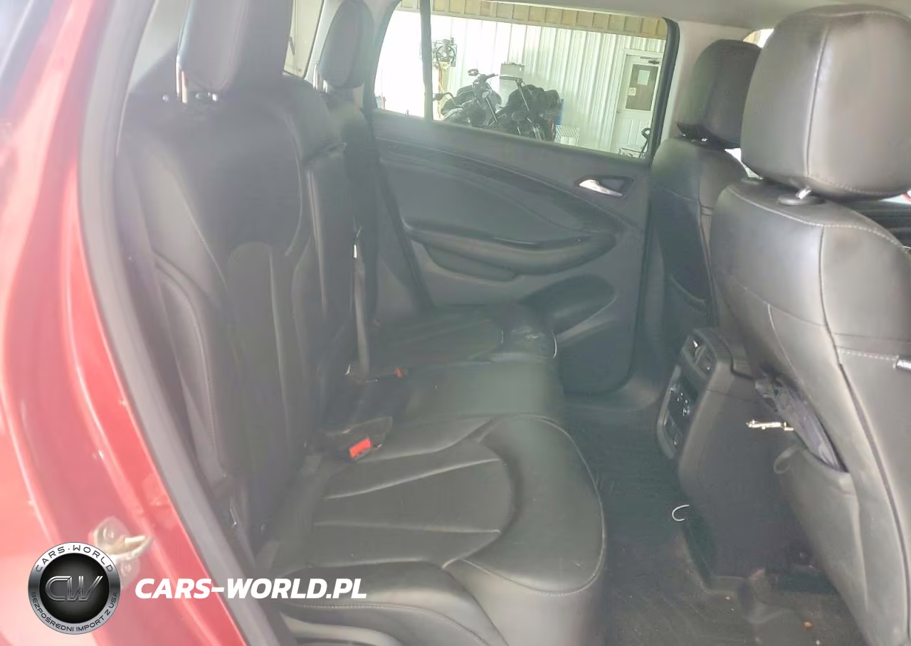 2020 Buick Envision Premium VIN:LRBFX3SX8LD102627 - 10