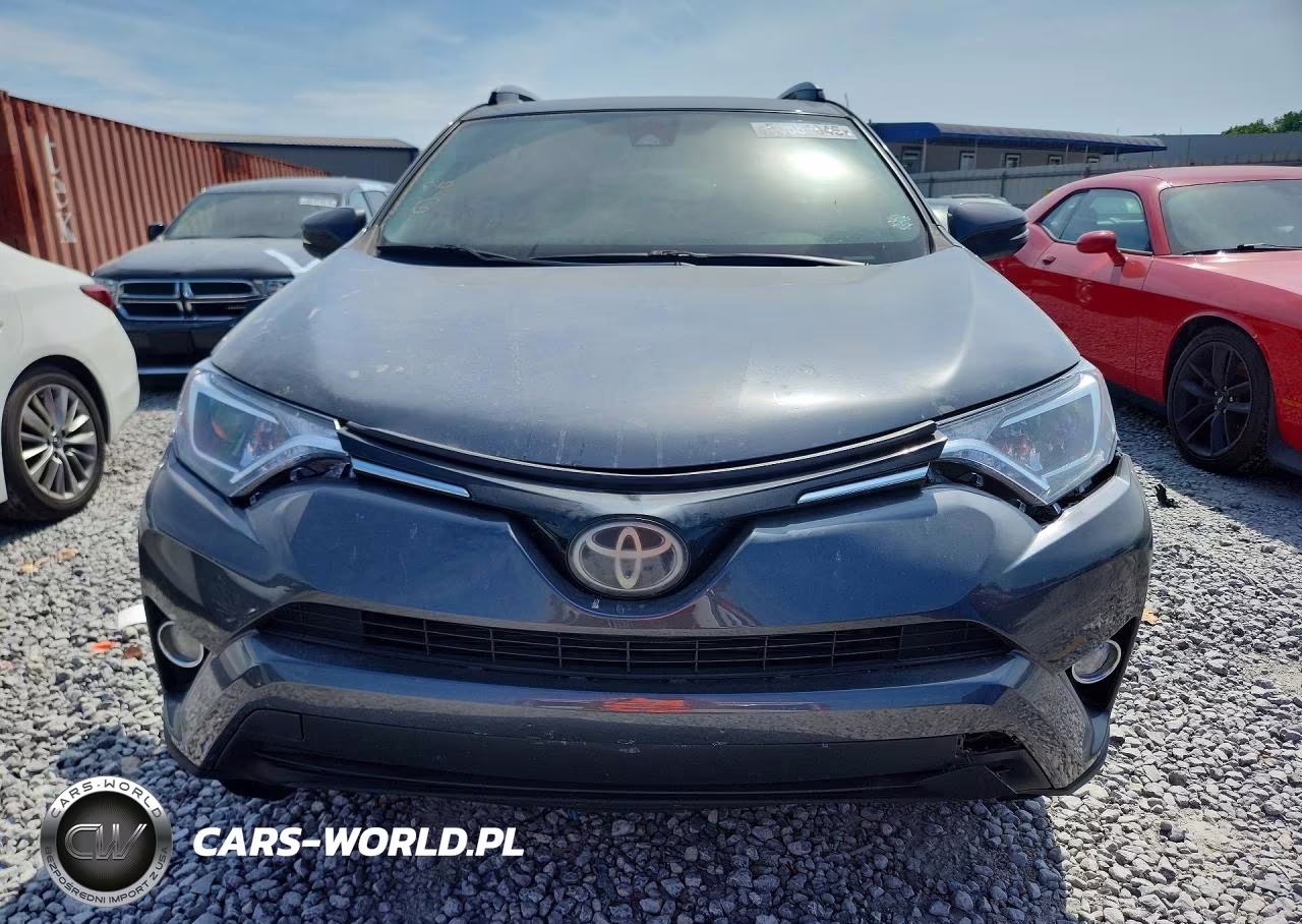 2017 Toyota Rav4 Xle VIN:JTMWFREV7HD099664 - 5