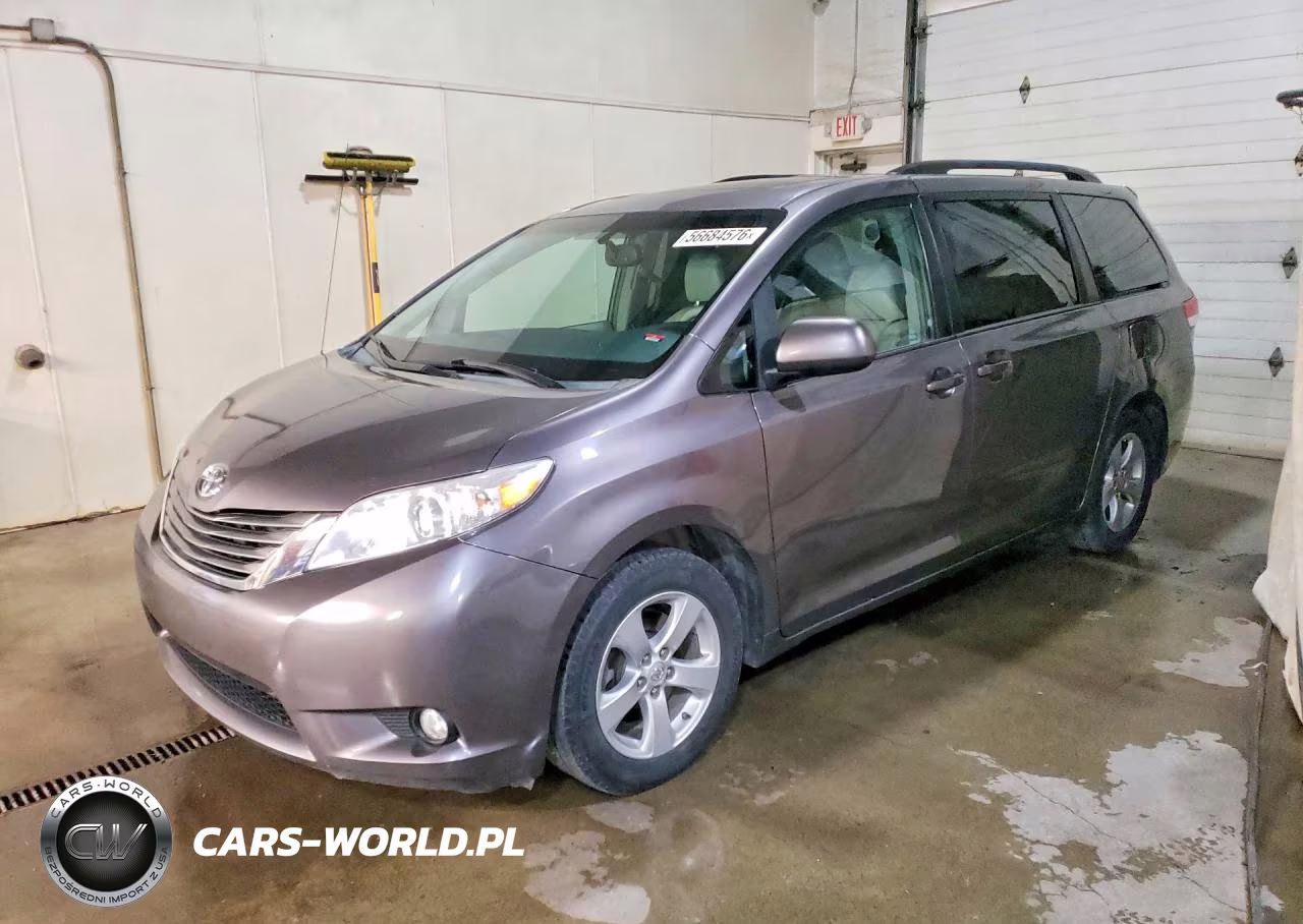 2014 Toyota Sienna Xle 7-Passenger