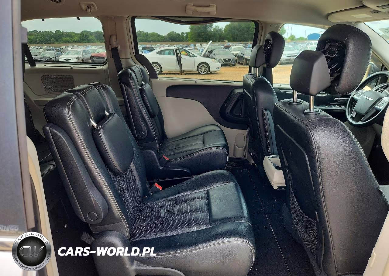 2011 Chrysler Town & Country Touring L VIN:2A4RR8DG7BR615571 - 11