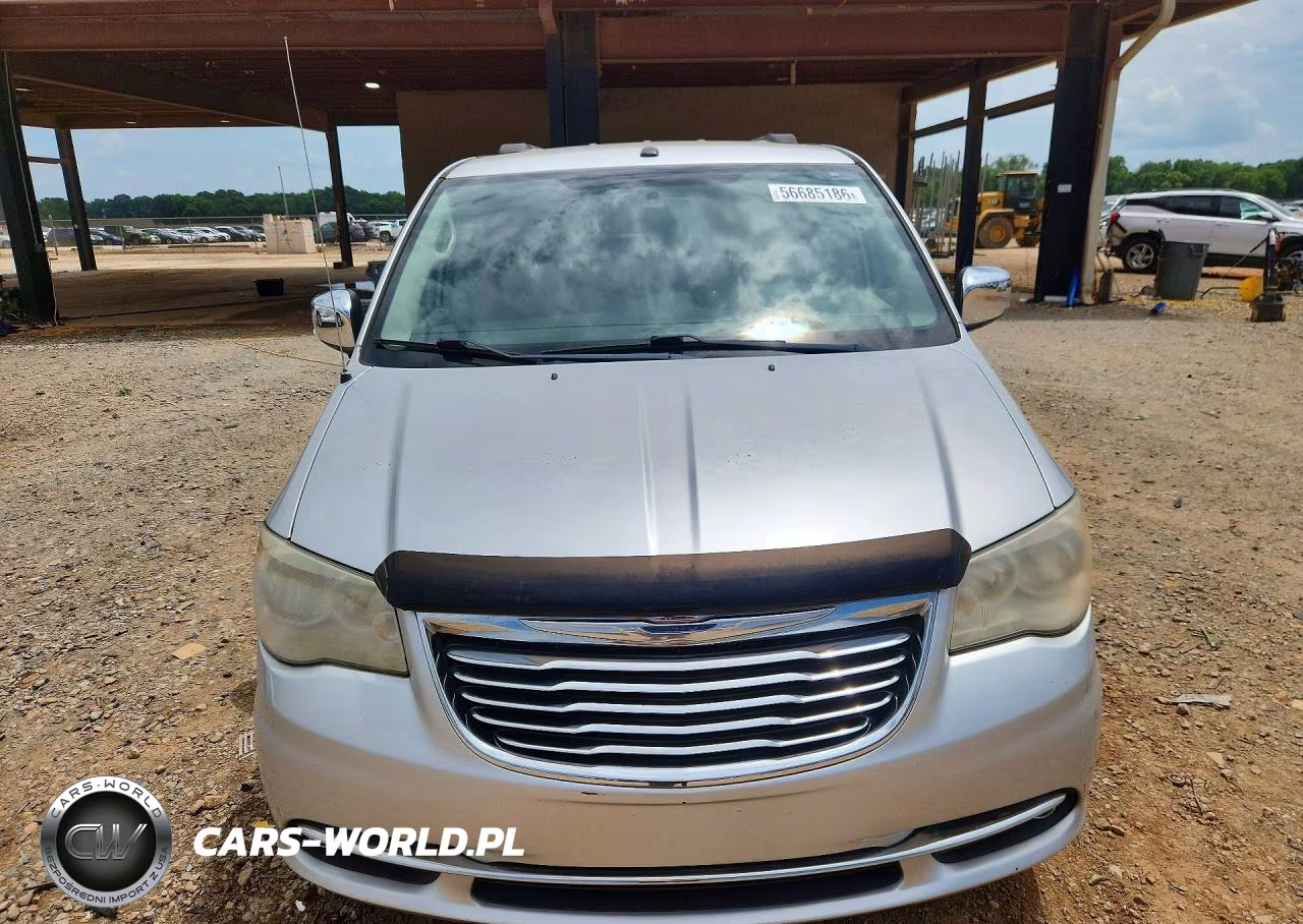 2011 Chrysler Town & Country Touring L VIN:2A4RR8DG7BR615571 - 5