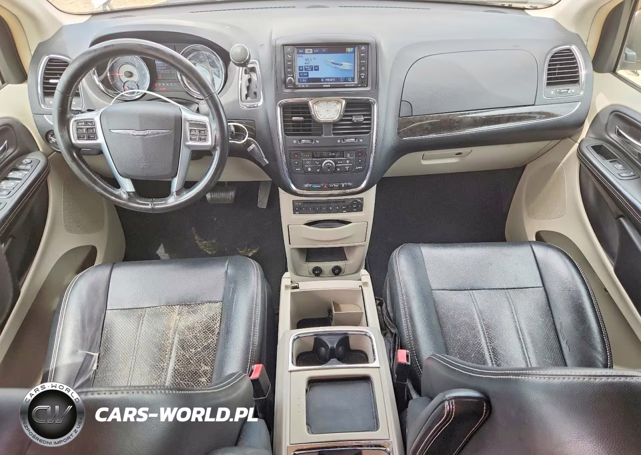 2011 Chrysler Town & Country Touring L VIN:2A4RR8DG7BR615571 - 8