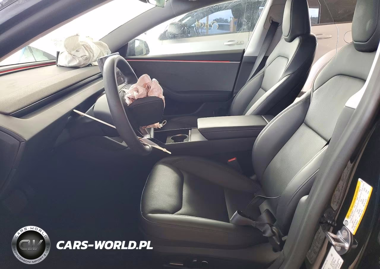 2025 Tesla Model 3 VIN:5YJ3E1EA1SF943525 - 7