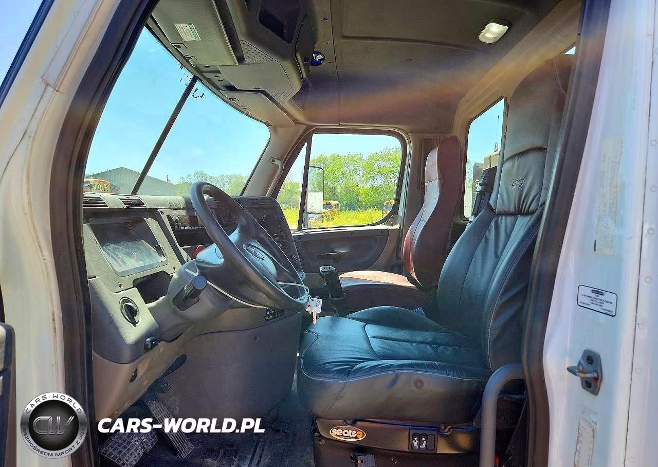 2013 Freightliner Cascadia Semi Truck VIN:1FUJGBDV8DSBW1400 - 5