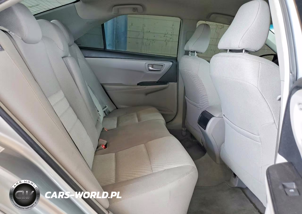 2015 Toyota Camry Le VIN:4T1BF1FK9FU038975 - 10