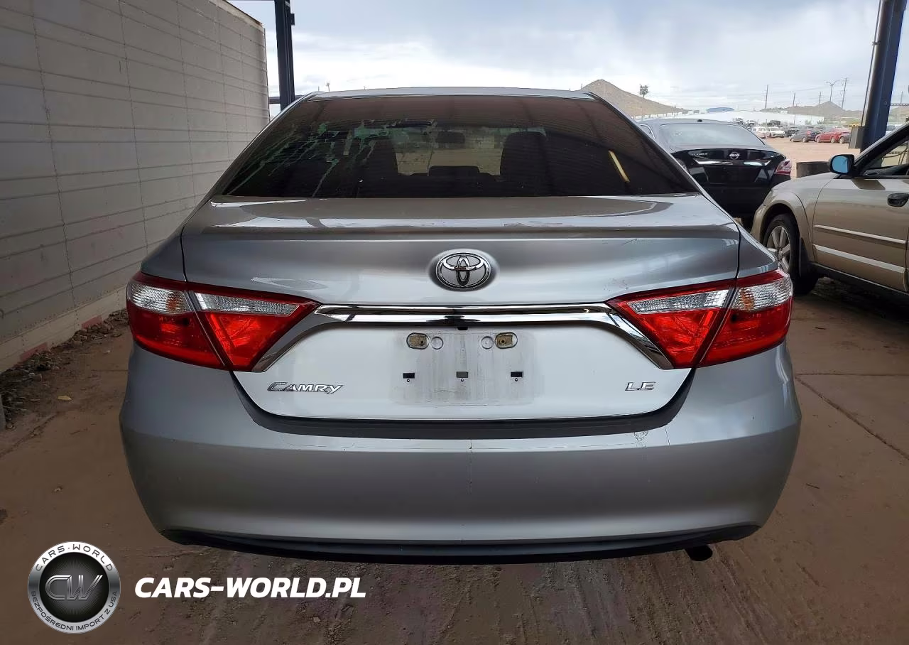 2015 Toyota Camry Le VIN:4T1BF1FK9FU038975 - 6