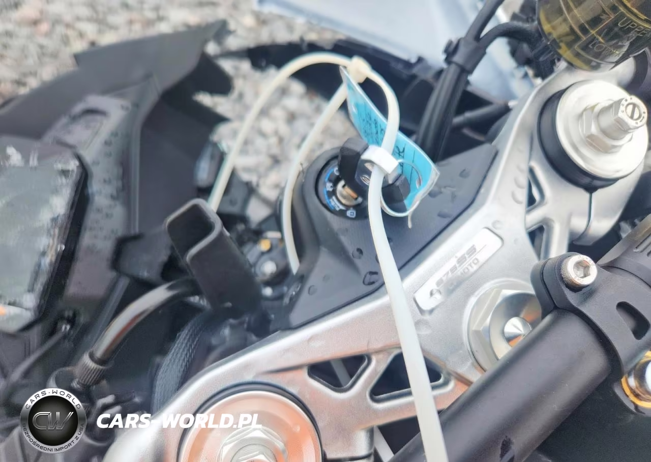 2026 Cf Moto 675Ss VIN:LCEPEVLP5T6003791 - 8