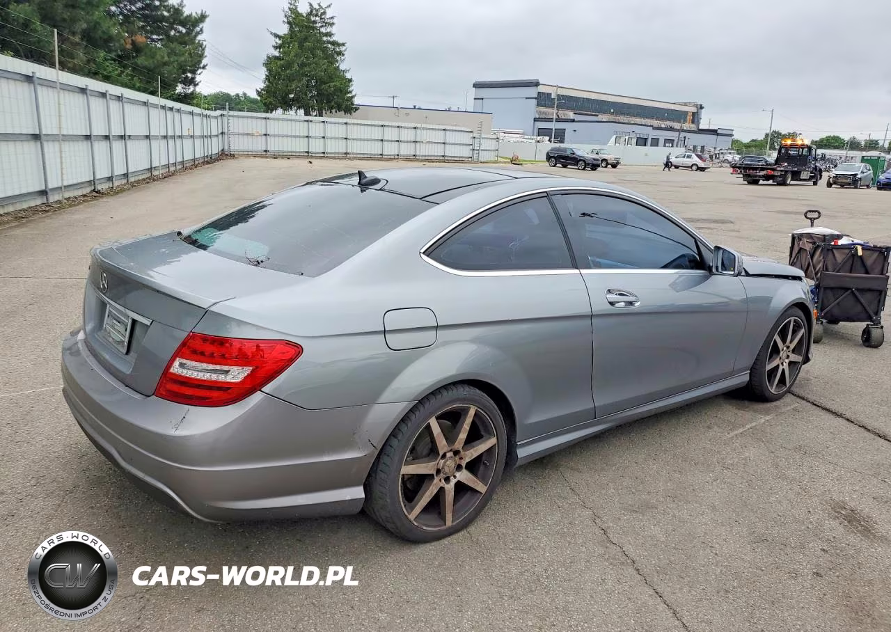 2015 Mercedes-Benz C 250 VIN:WDDGJ4HB5FG393993 - 3