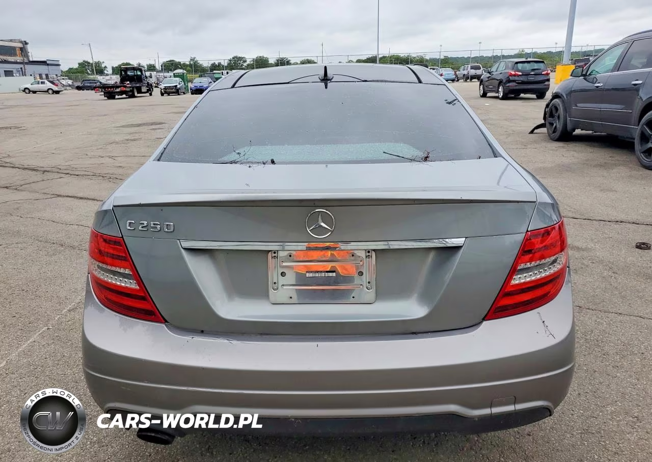 2015 Mercedes-Benz C 250 VIN:WDDGJ4HB5FG393993 - 6