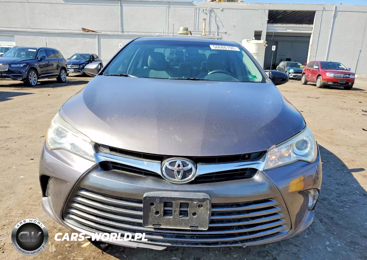 2016 Toyota Camry Le VIN:4T4BF1FK4GR556631 - 5