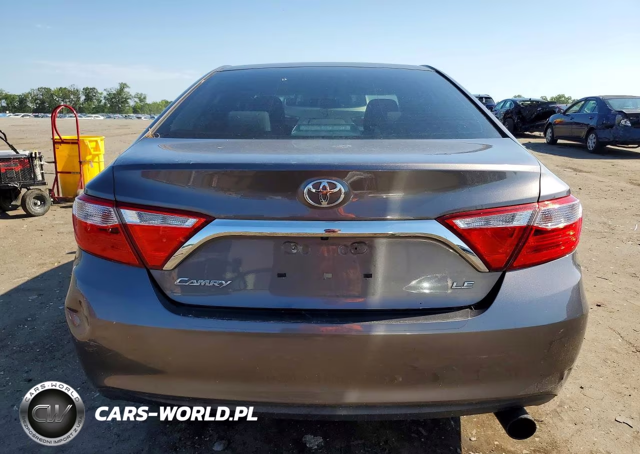 2016 Toyota Camry Le VIN:4T4BF1FK4GR556631 - 6