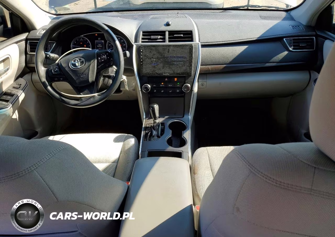 2016 Toyota Camry Le VIN:4T4BF1FK4GR556631 - 8
