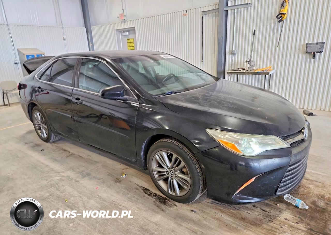 2016 Toyota Camry Se VIN:4T1BF1FK3GU138264 - 4