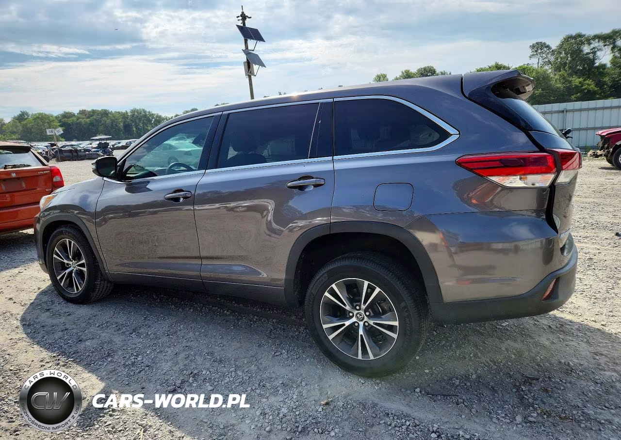 2017 Toyota Highlander Le Plus VIN:5TDZZRFH1HS218066 - 2