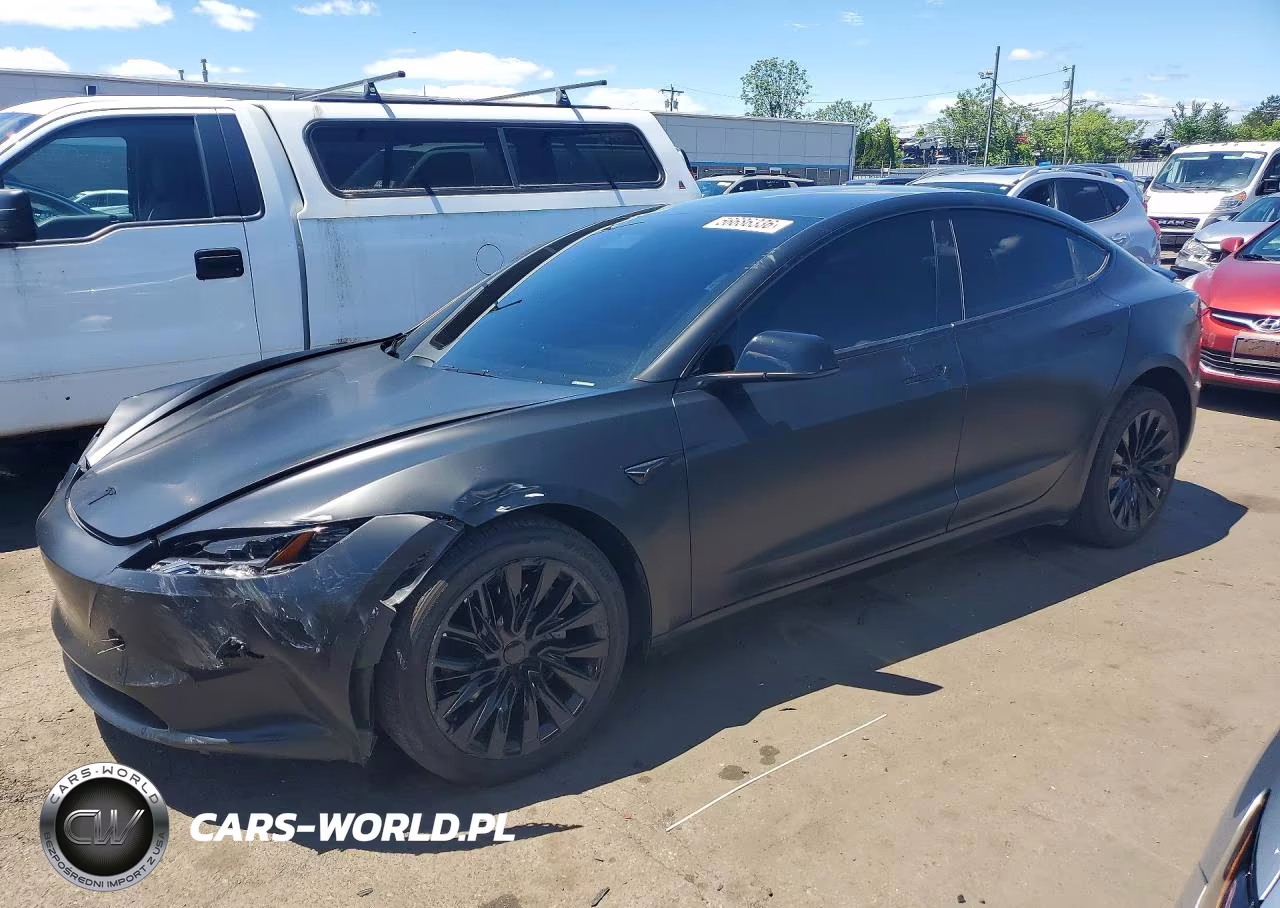 2024 Tesla Model 3 – zdjęcie 1 z 12