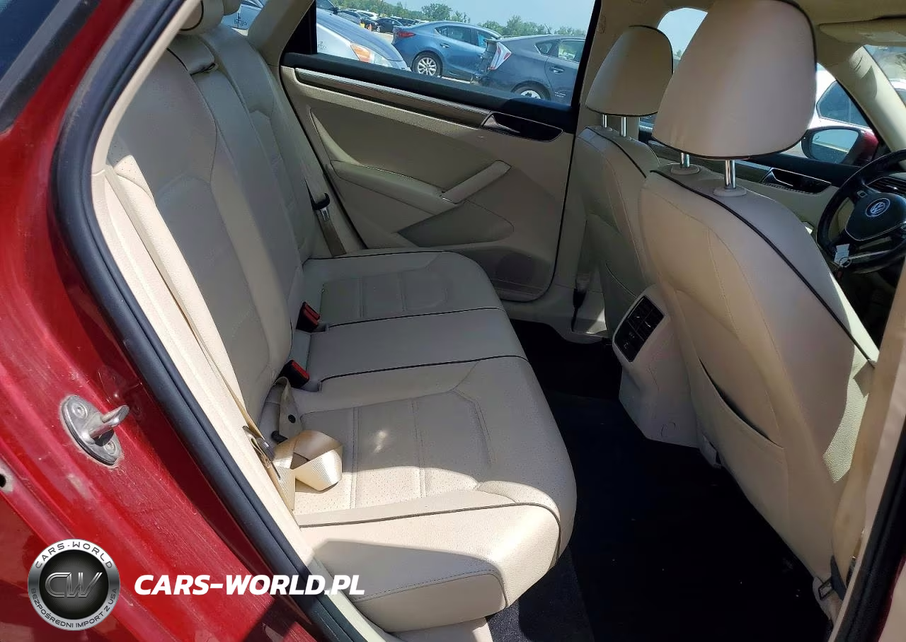 2018 Volkswagen Passat Se VIN:1VWBA7A37JC030939 - 10