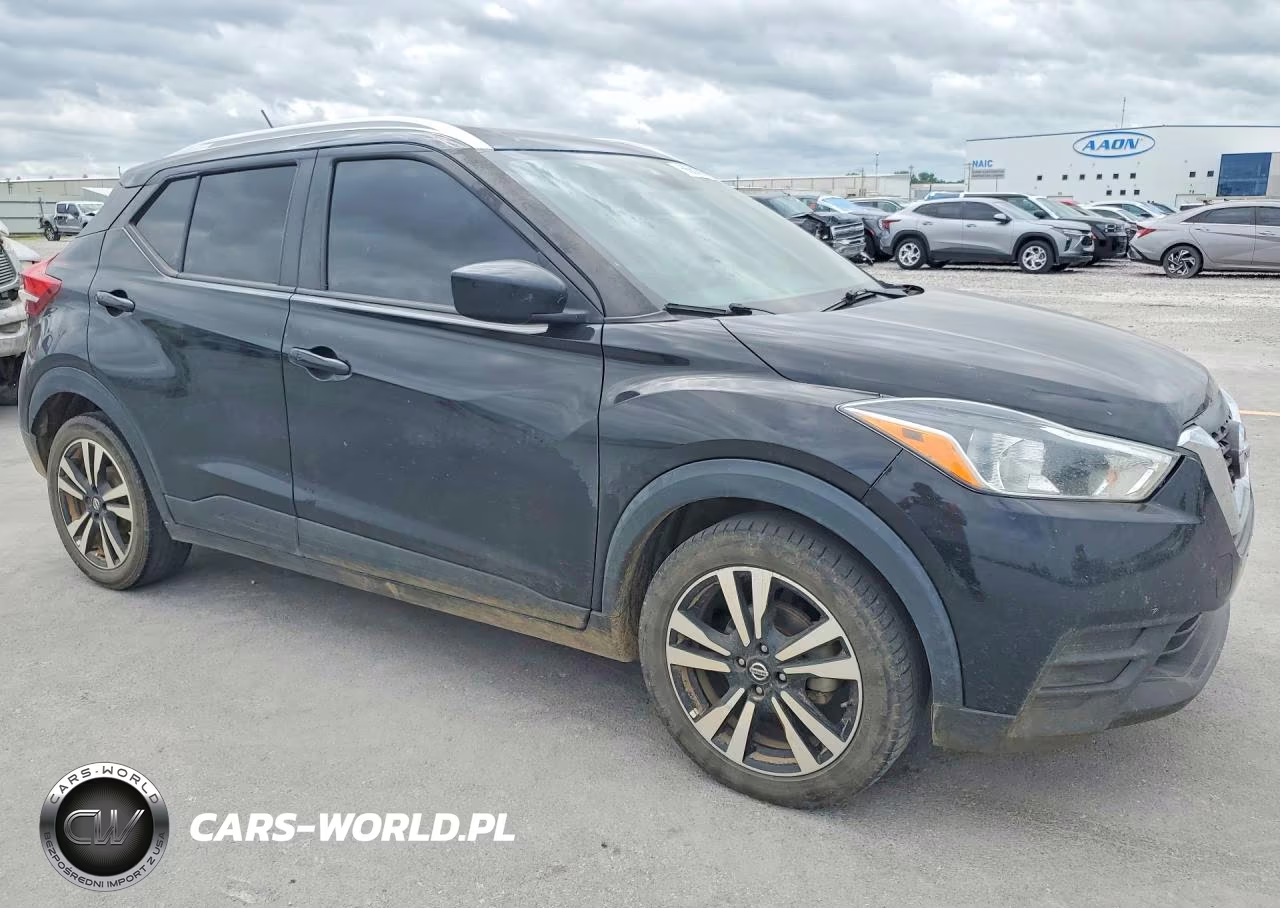 2020 Nissan Kicks Sv VIN:3N1CP5CV6LL527905 - 4