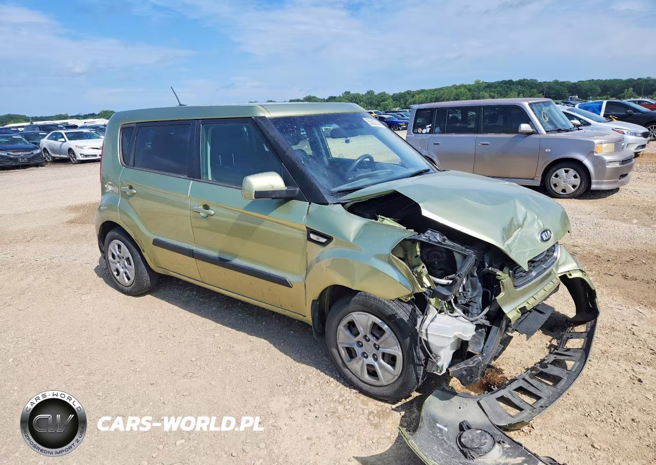 2013 Kia Soul Base VIN:KNDJT2A52D7628589 - 4