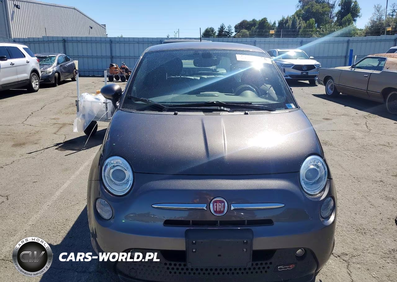 2017 Fiat 500 Electric VIN:3C3CFFGE5HT611659 - 5