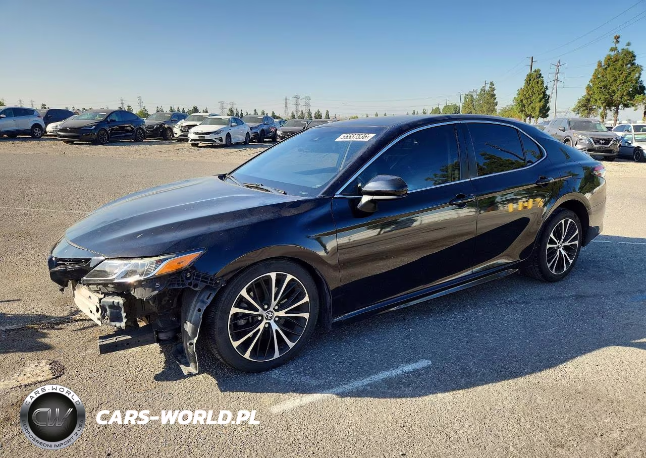 2019 Toyota Camry Se – zdjęcie 1 z 13