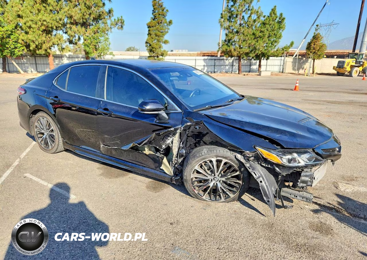 2019 Toyota Camry Se VIN:4T1B11HK5KU685542 - 4