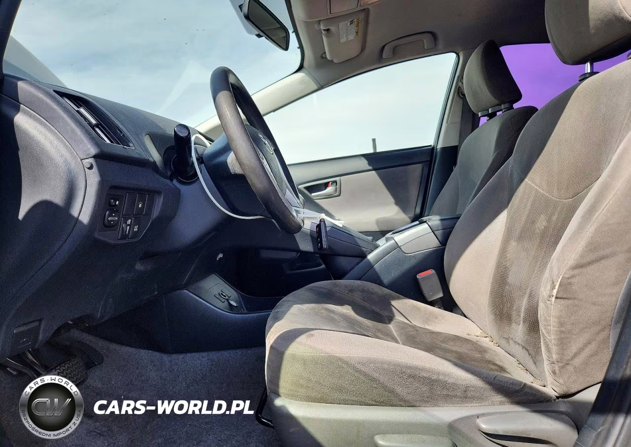 2015 Toyota Prius Plug-In Hybrid Base VIN:JTDKN3DPXF3066677 - 7