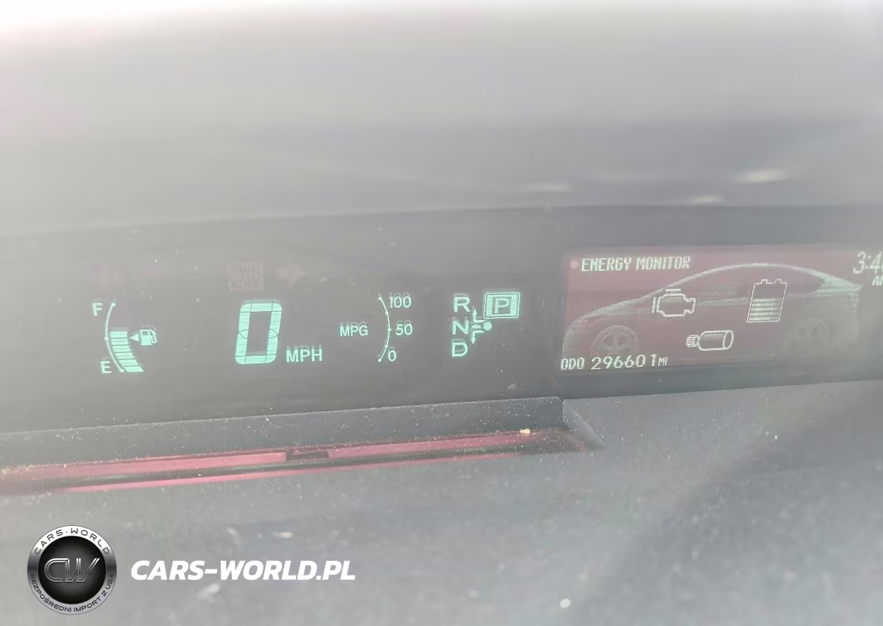 2015 Toyota Prius Plug-In Hybrid Base VIN:JTDKN3DPXF3066677 - 9