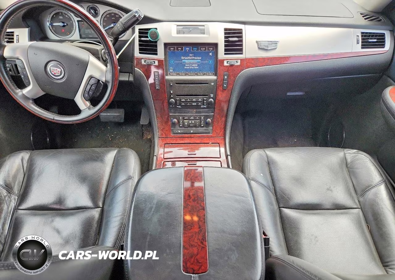 2009 Cadillac Escalade Luxury VIN:1GYFK23269R100636 - 8