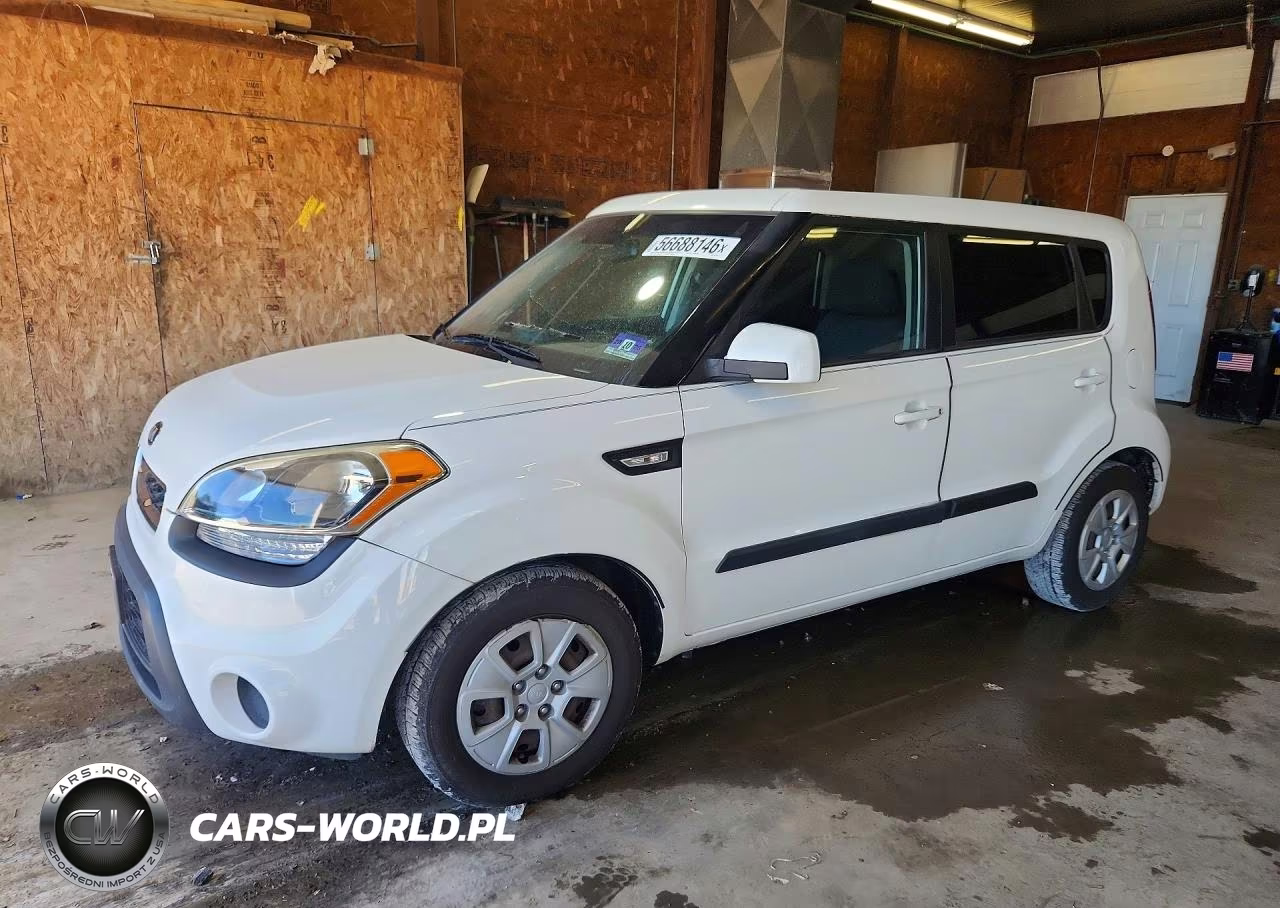 2013 Kia Soul Base