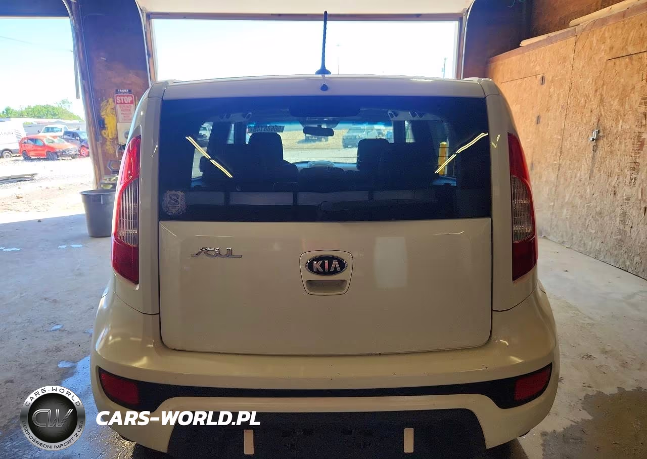 2013 Kia Soul Base VIN:KNDJT2A56D7531136 - 6
