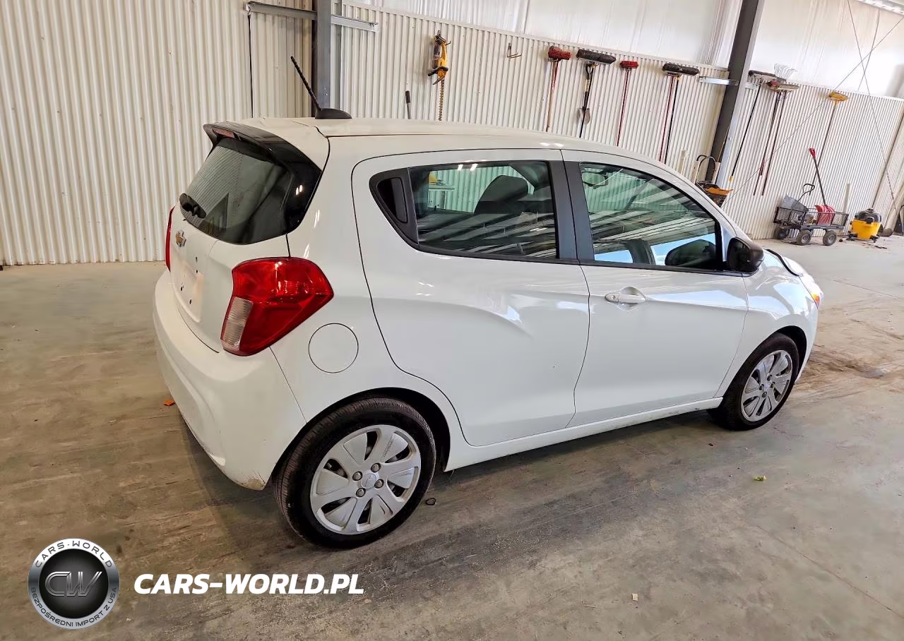 2018 Chevrolet Spark Ls Cvt VIN:KL8CB6SA4JC423964 - 3
