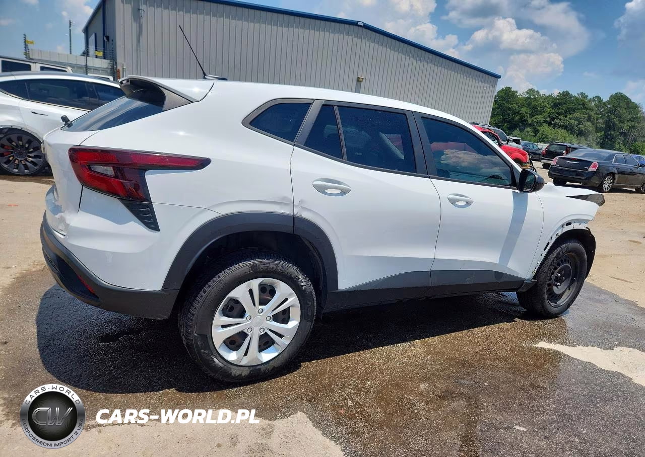 2024 Chevrolet Trax Ls VIN:KL77LFE23RC024675 - 3