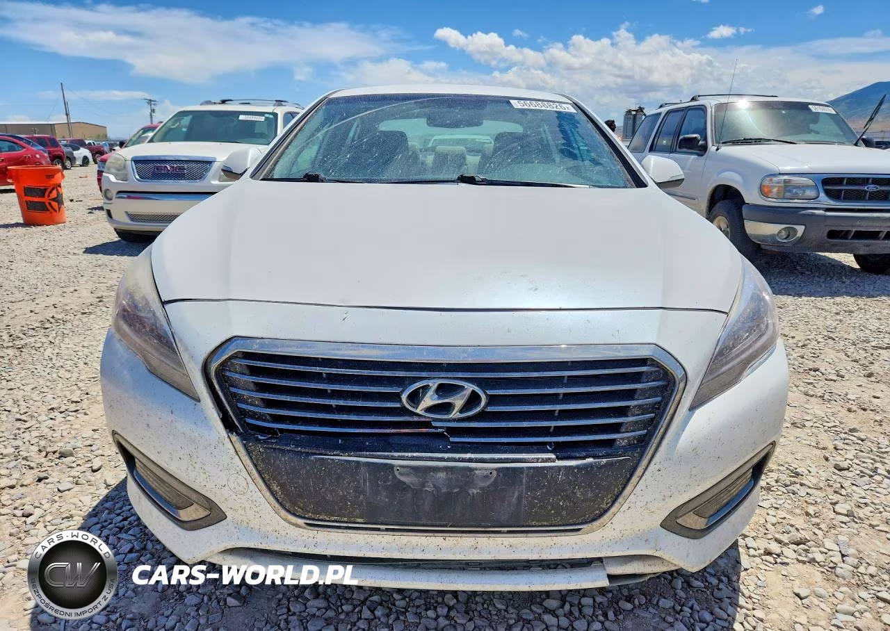 2016 Hyundai Sonata Plug-In Hybrid VIN:KMHE14L28GA022321 - 5