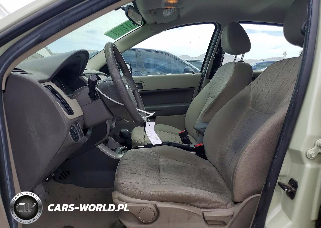 2010 Ford Focus Se VIN:1FAHP3FN3AW201799 - 7