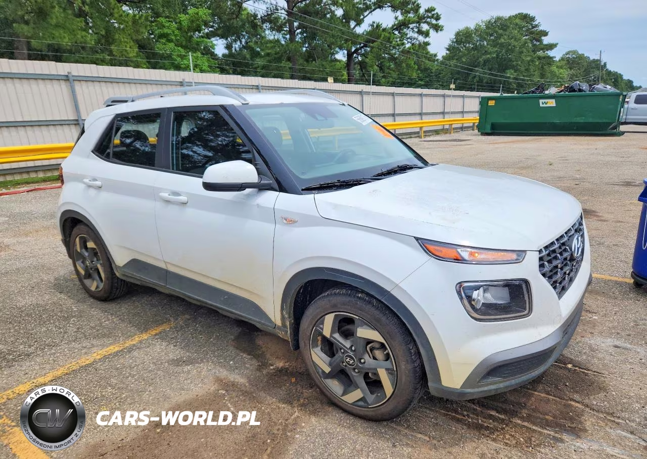 2021 Hyundai Venue Sel VIN:KMHRC8A32MU077968 - 4