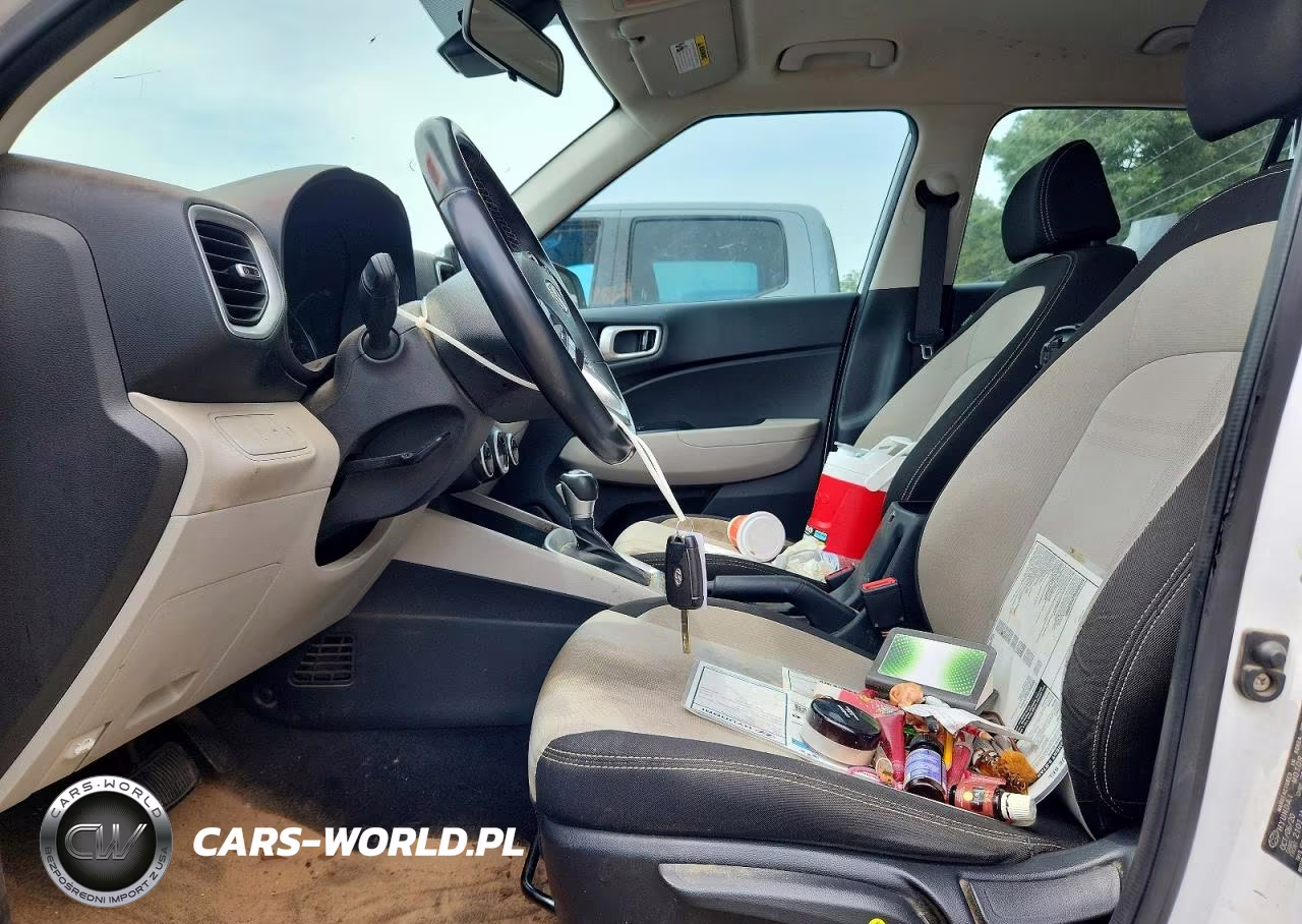 2021 Hyundai Venue Sel VIN:KMHRC8A32MU077968 - 7