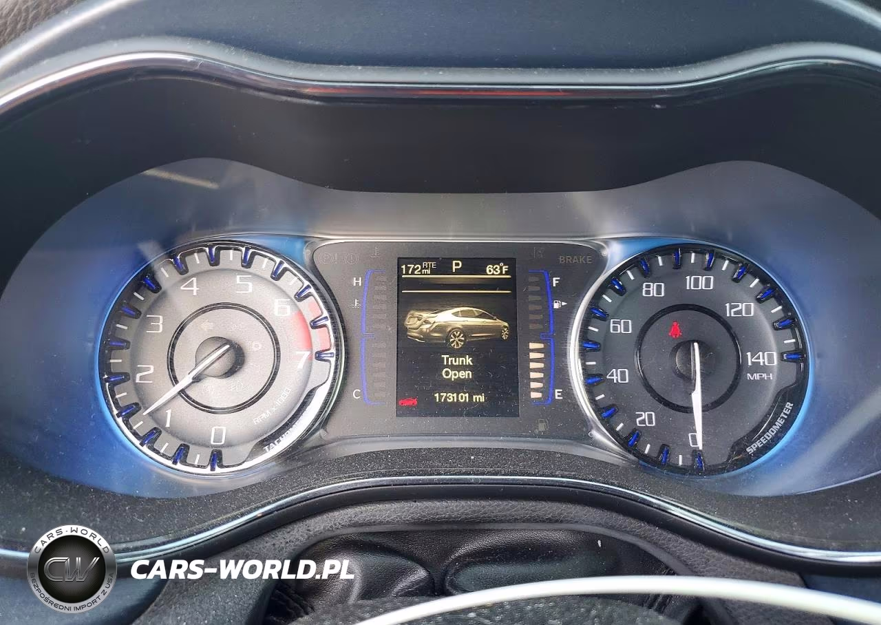 2015 Chrysler 200 S VIN:1C3CCCBB6FN614653 - 9