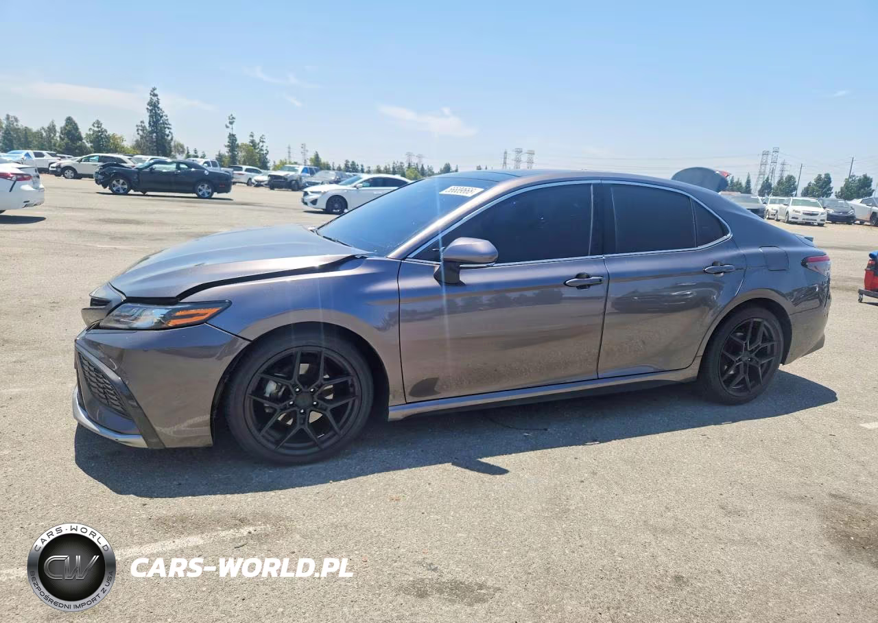 2022 Toyota Camry Xse – zdjęcie 1 z 12