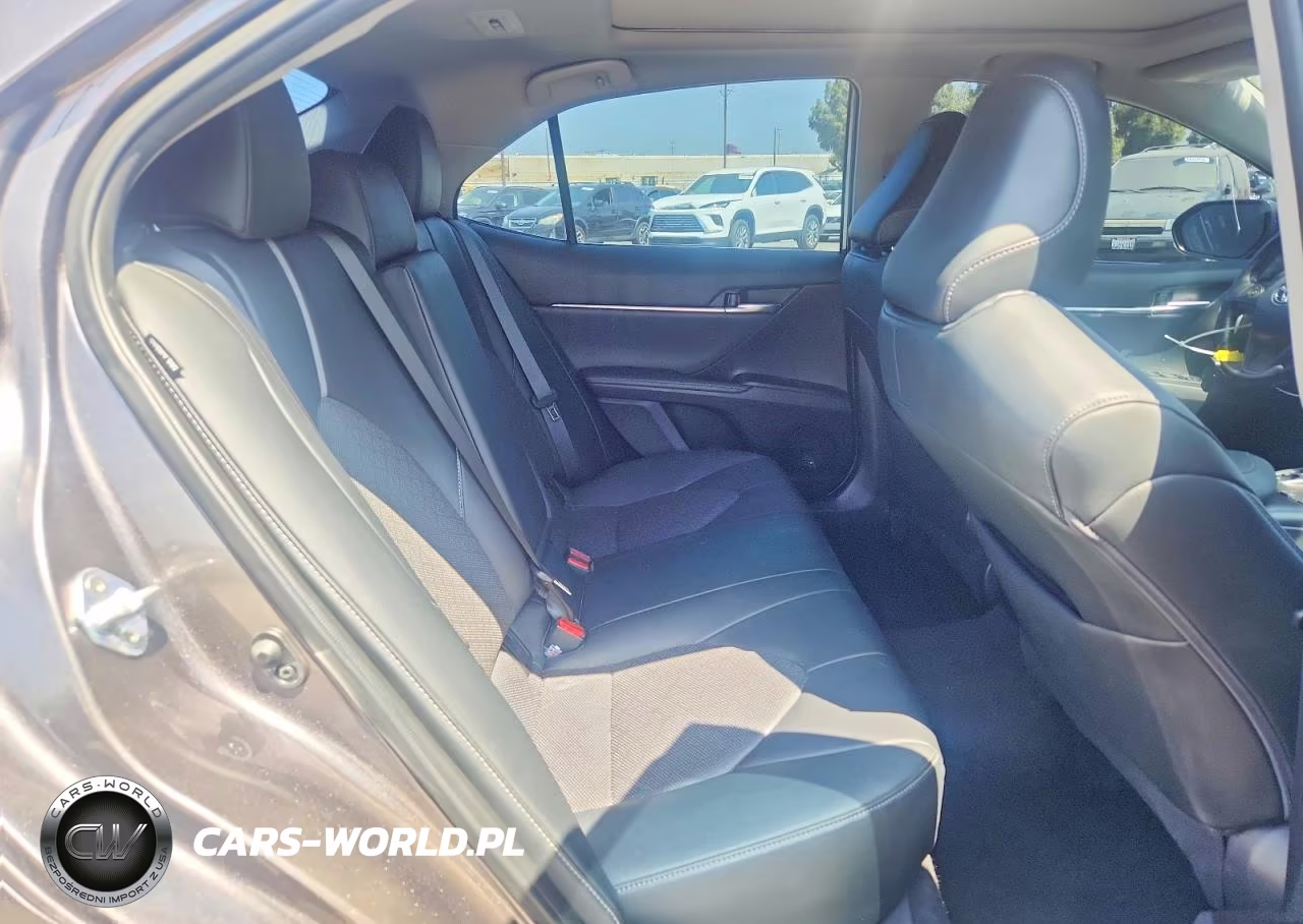 2022 Toyota Camry Xse VIN:4T1K61AK2NU020548 - 10