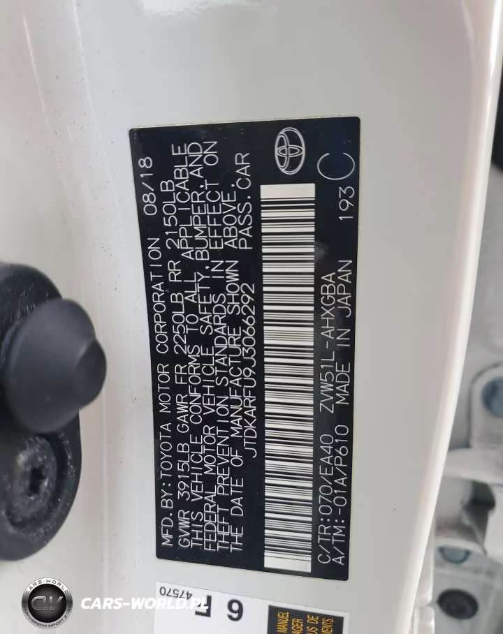 2018 Toyota Prius Four VIN:JTDKARFU9J3066292 - 12