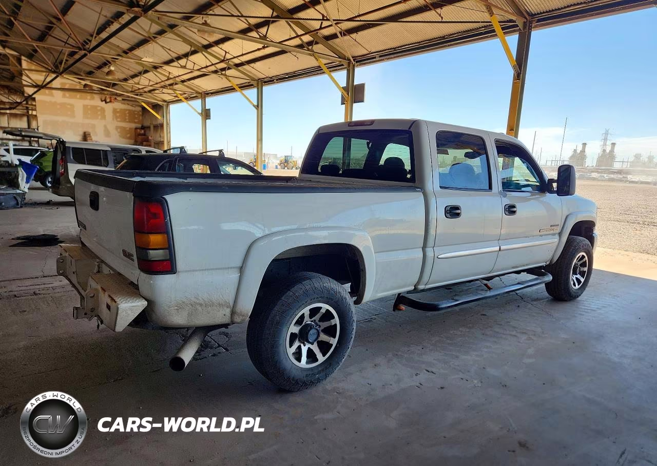 2006 GMC Sierra K2500 Heavy Duty VIN:1GTHK23D76F150894 - 3
