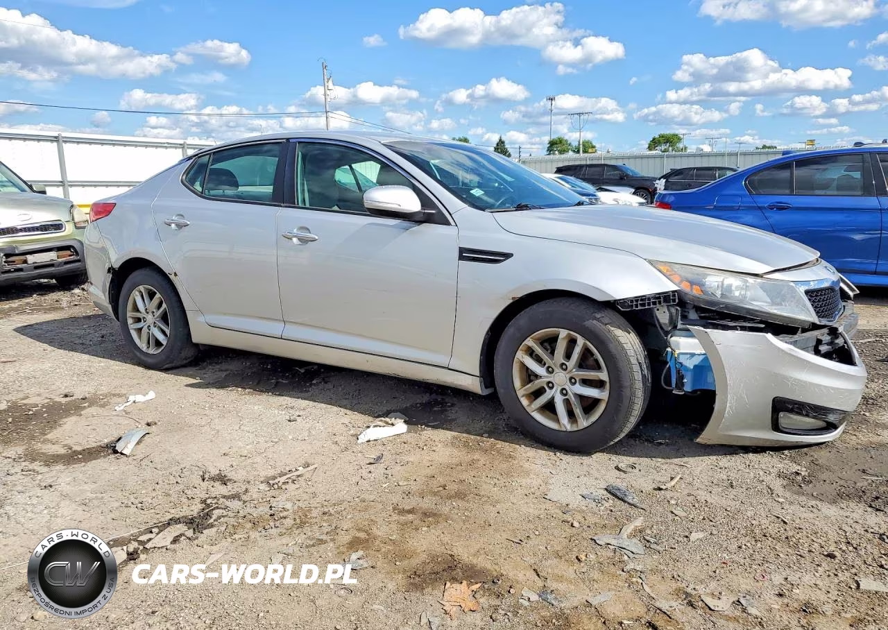2013 Kia Optima Lx VIN:5XXGM4A73DG250987 - 4